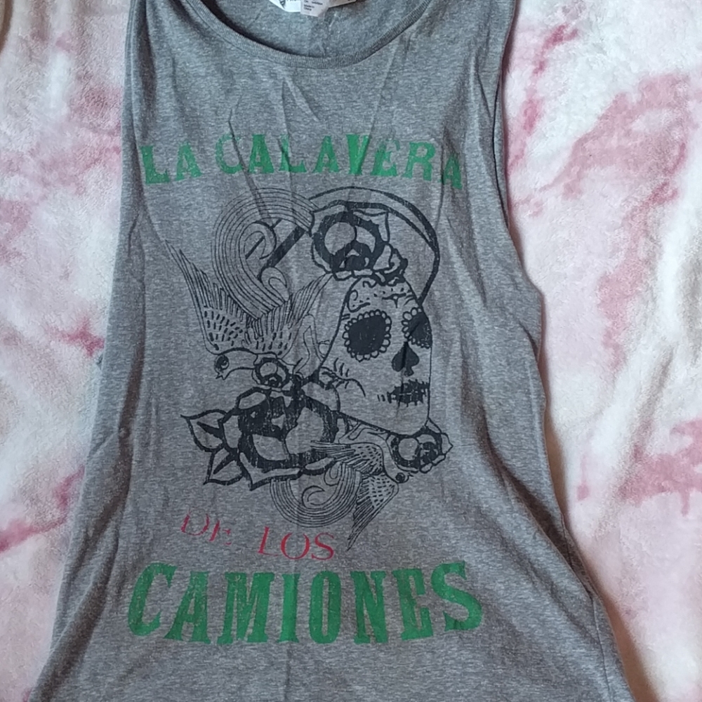 Graphic Tank